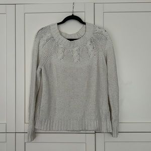 Aerie knit sweater in white. Size L. Good condition.